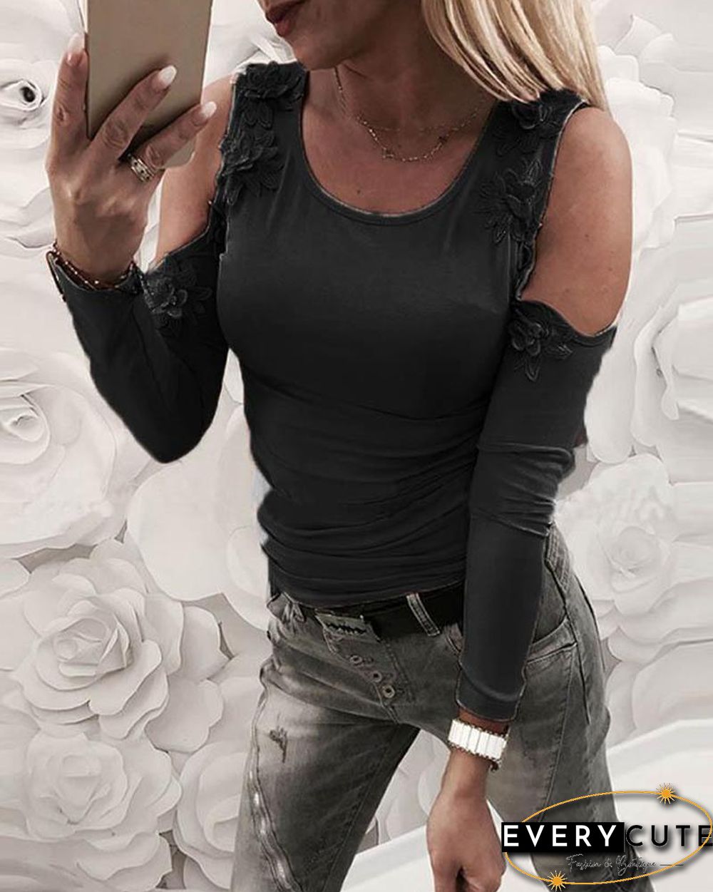 Round Neck Cut Out Sleeve Top P14419