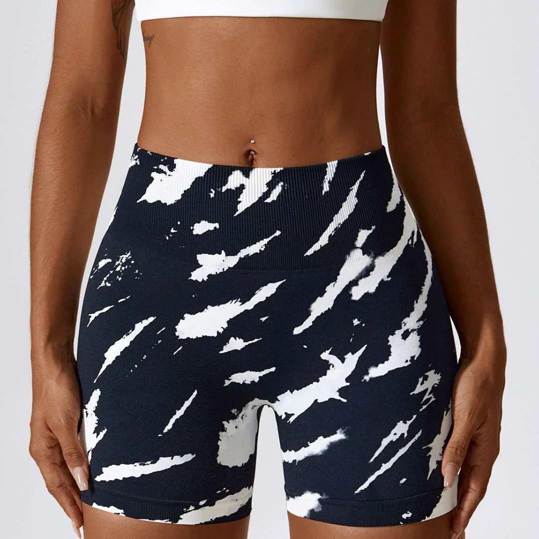 Printed seamless yoga shorts
