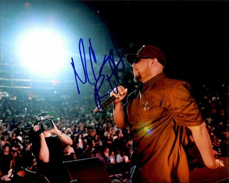 Mc Ren N.W.A. authentic signed RAPPER 10x15 Photo Poster painting W/ Certificate Autographed B4