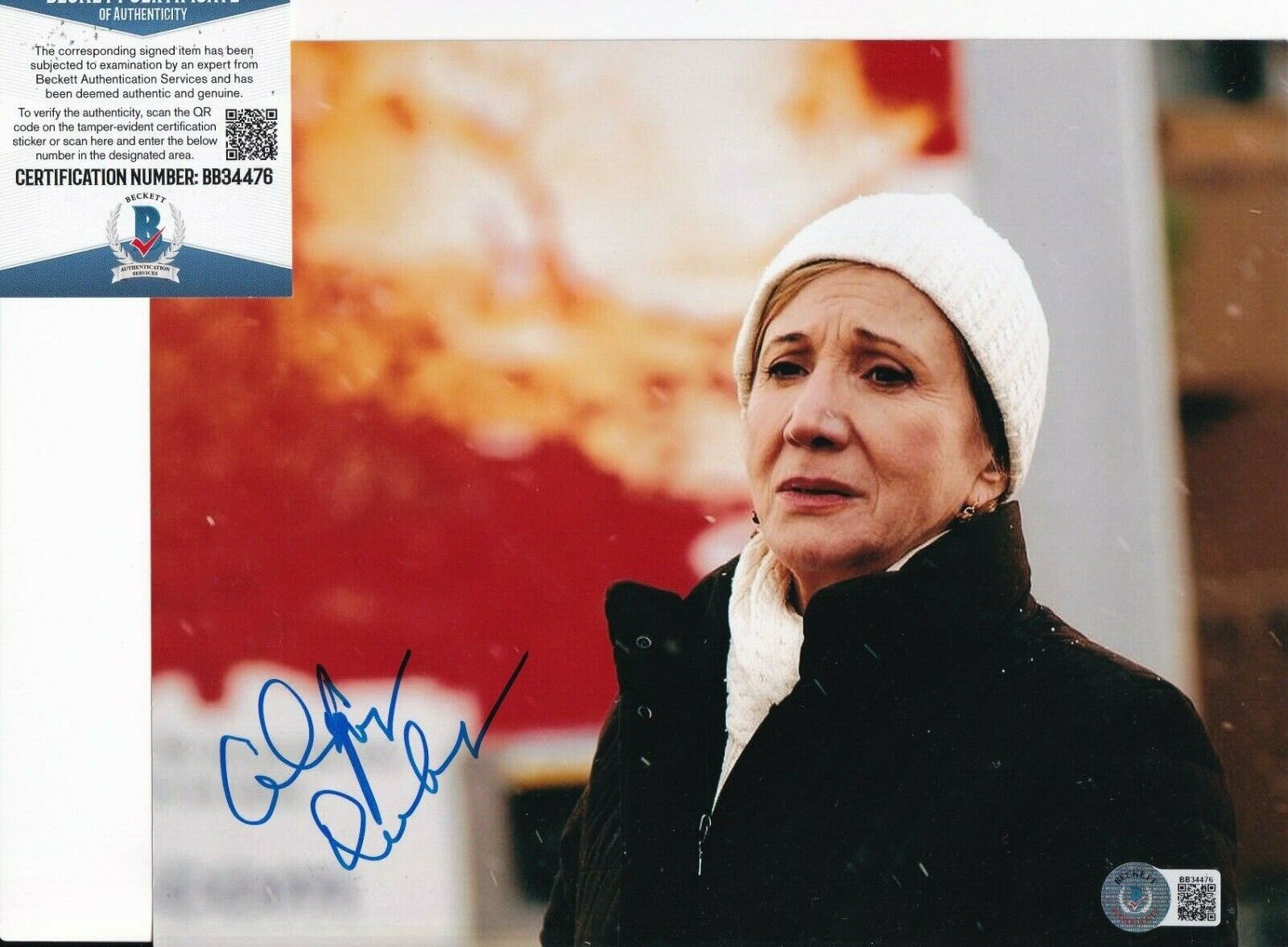 OLYMPIA DUKAKIS signed (AWAY FROM HER) Movie 8X10 Photo Poster painting BECKETT BAS BB34476