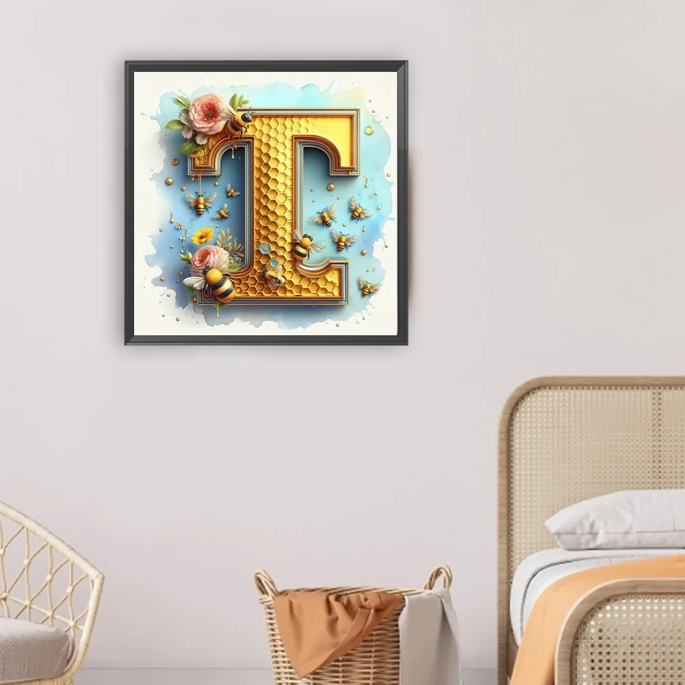 Full Round Diamond Painting 30*30cm - Bee Letter T