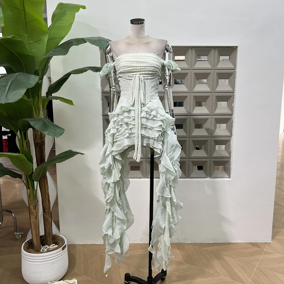 Brownm Early Summer Niche Design Twive Twisted Irregular Dress With Bottom Shorts + 3 Sets Of Waist Seal