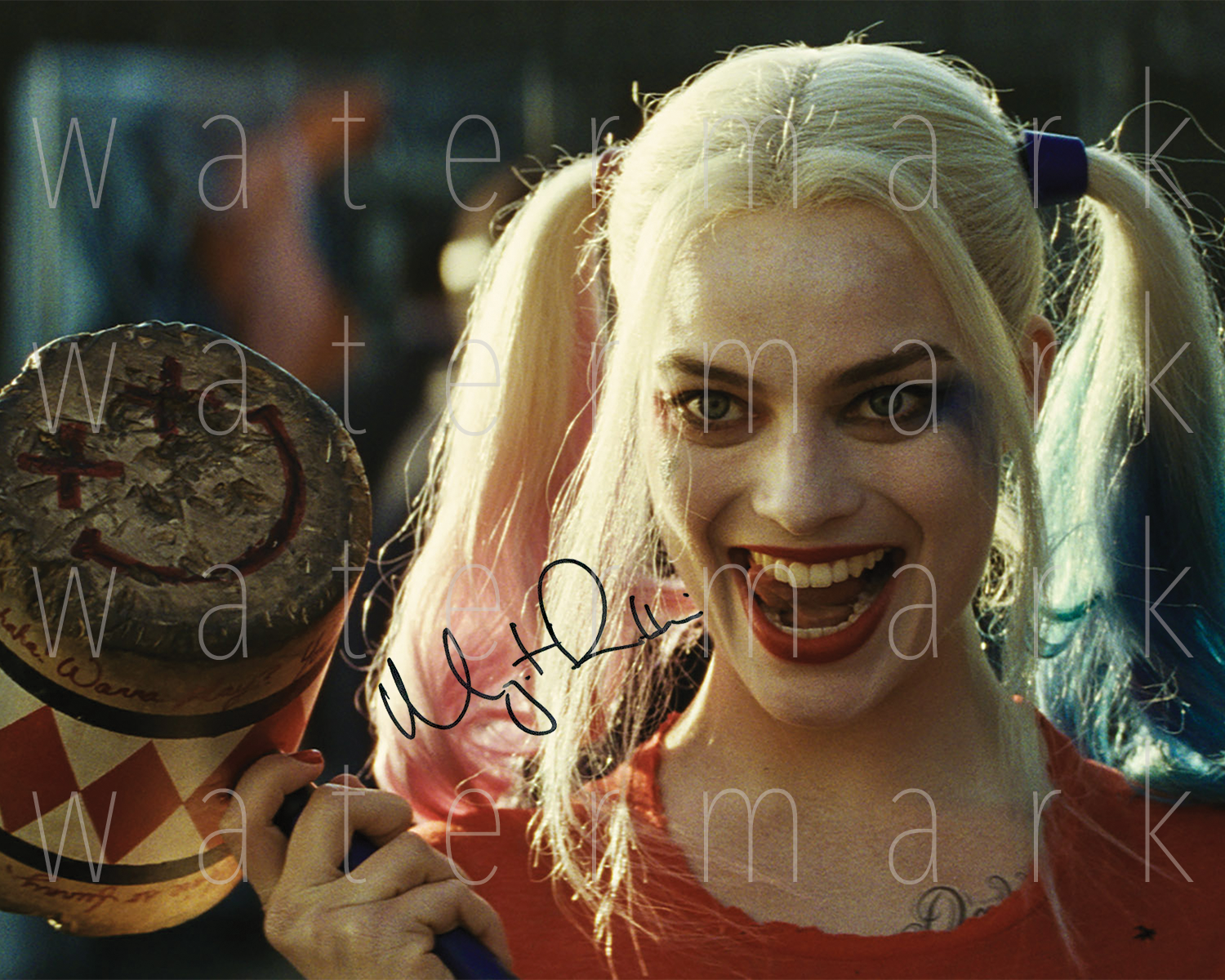 Margot Robbie signed Harley Quinn Birds Photo Poster painting 8X10 poster picture autograph RP