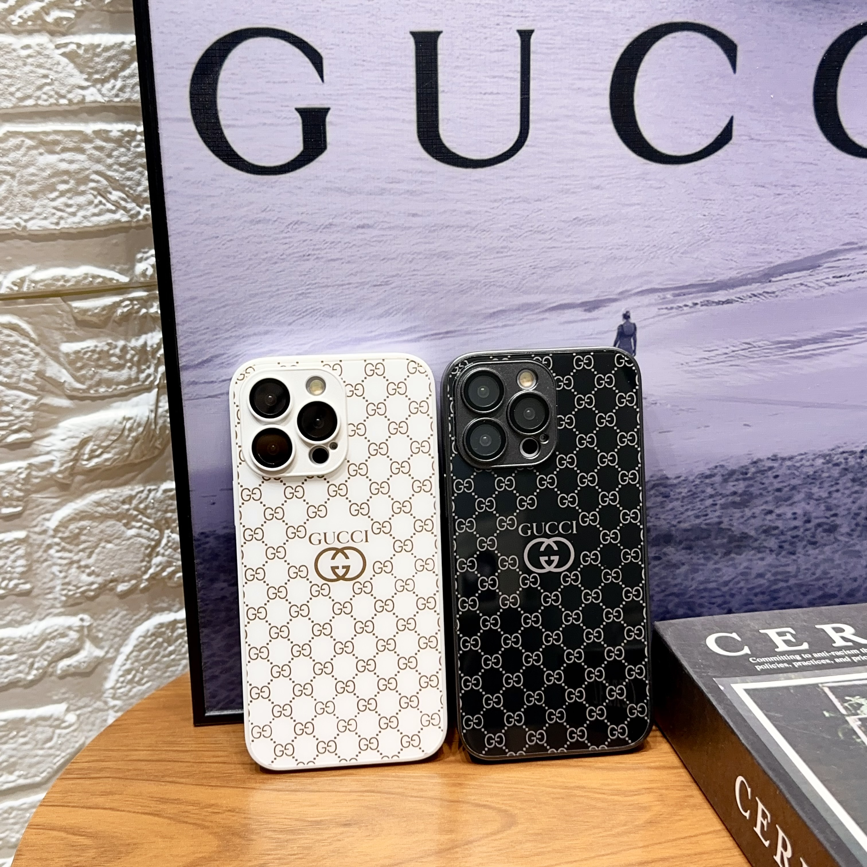 Gucci Monogram Glass Drop Protection Apple iPhone Case
