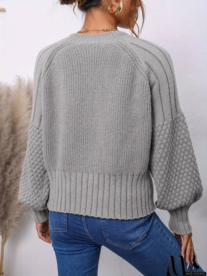 MidiSono - Classic and Elegant Cardigan