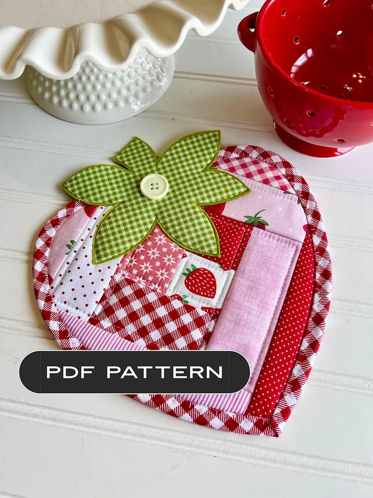 DIY Scrappy Strawberry Quilted Placemat PDF Sewing Pattern