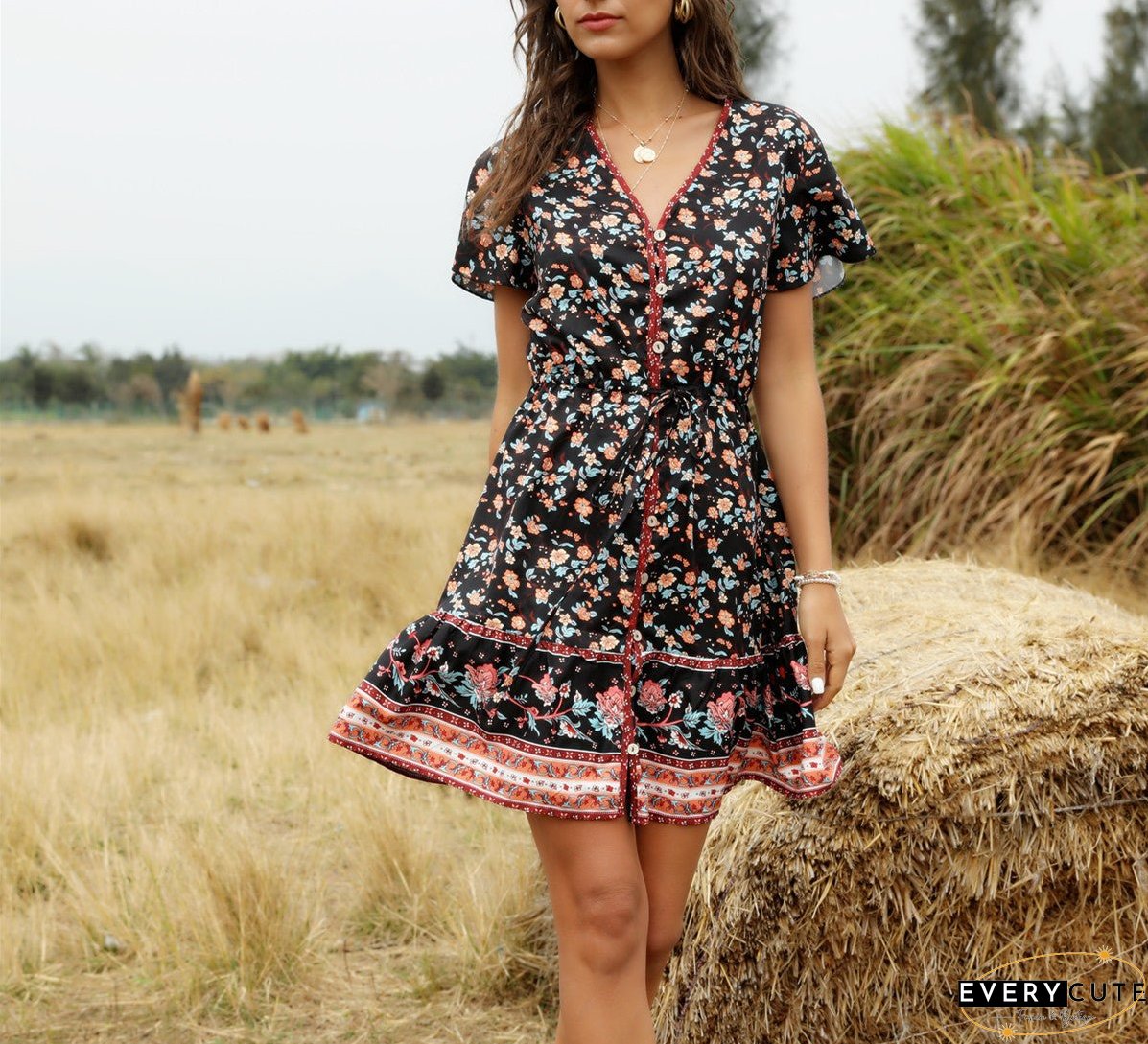 Spring and Summer New Beach Skirt V-Neck Short Sleeve Bohemian Dress