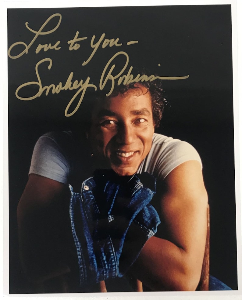 Smokey Robinson Signed Autographed Glossy 8x10 Photo Poster painting - COA Matching Holograms