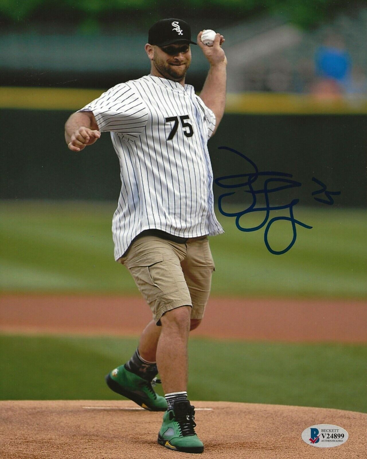 Kyle Long signed Chicago Bears 8x10 Photo Poster painting autographed White Sox BAS Beckett