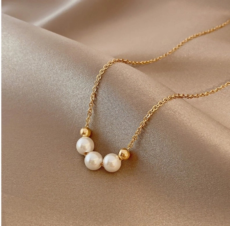 Elegant Romantic Artificial Pearls Imitation Pearl Pendant Necklaces4