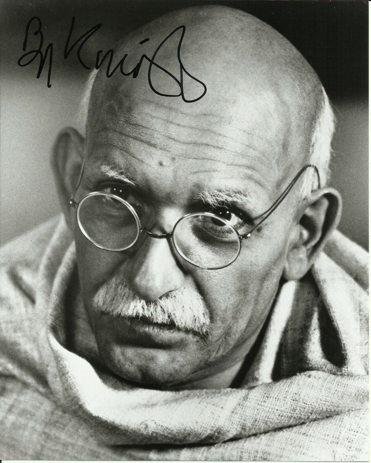 BEN KINGSLEY SIGNED GANDHI Photo Poster painting UACC REG 242