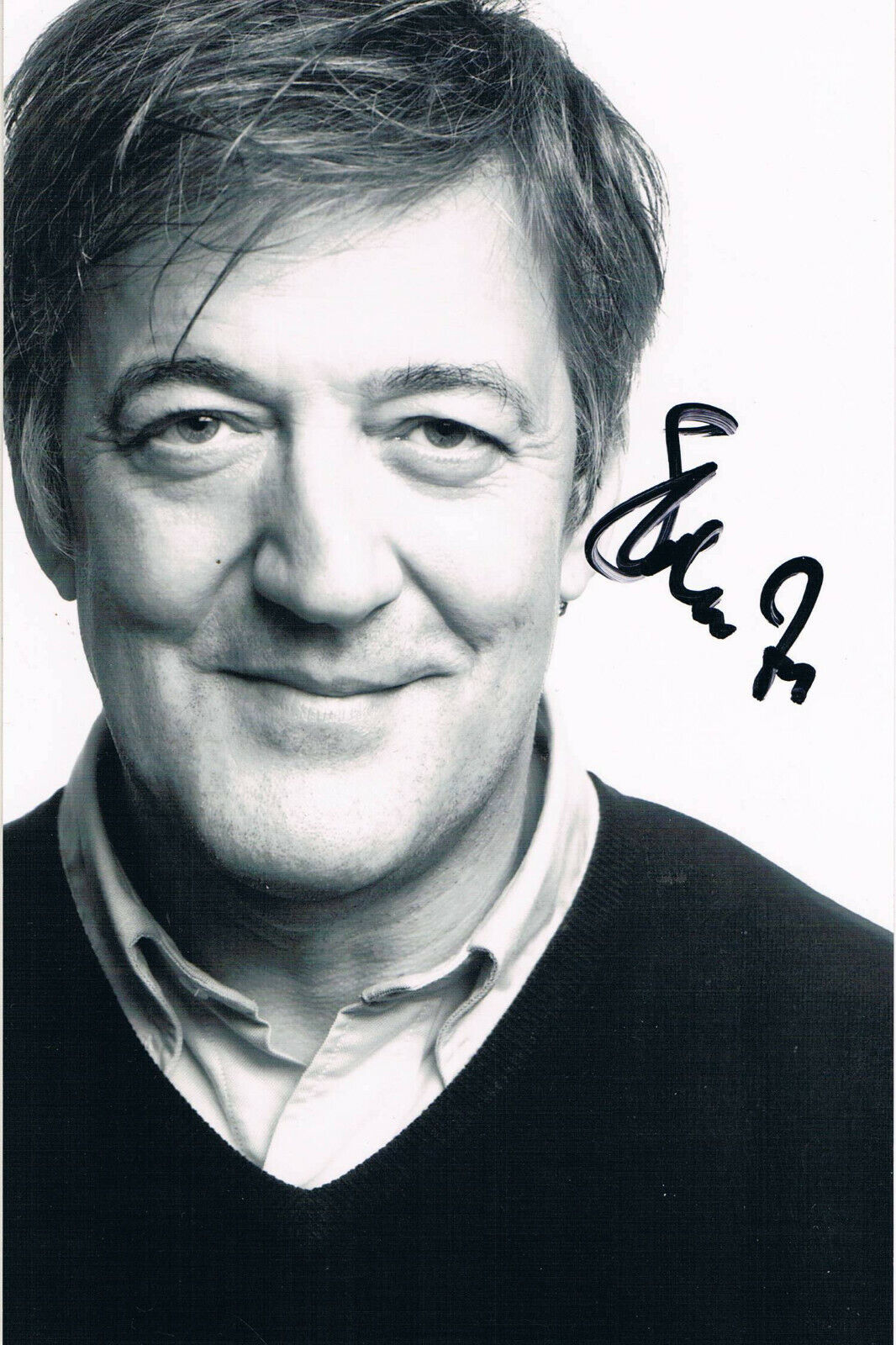 Stephen Fry 1957- genuine autograph IN PERSON signed 5x7