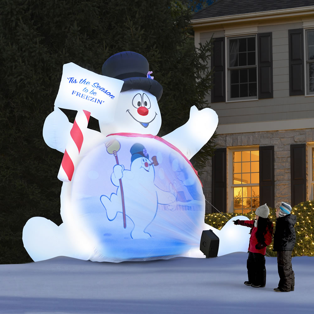 Giant Inflatable Frosty The Snowman Plays Movies On His Belly - Frosty movie projection screen Giant Inflatable Frosty The Snowman Plays Movies On His Belly - Frosty movie projection screen