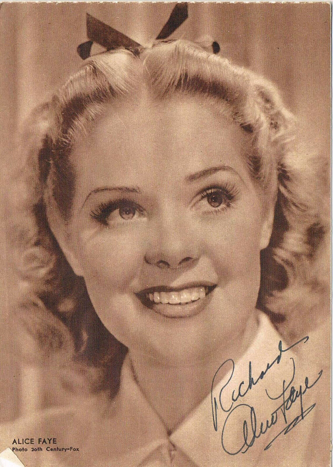 Alice Faye 1915-98 genuine autograph signed magazine picture 4x6