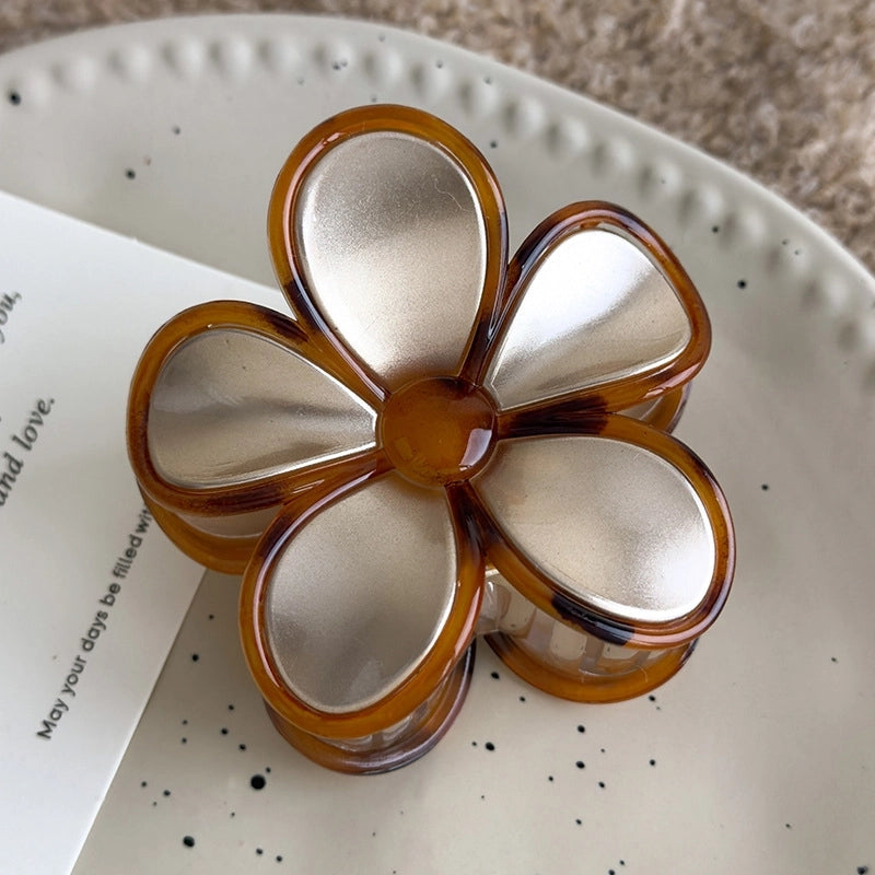 Elegant Minimalist Classic Style Women’s Flower Arylic Hair Claws