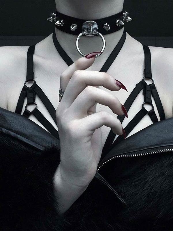 Punk Style Rivet Choker with Ring Pendant