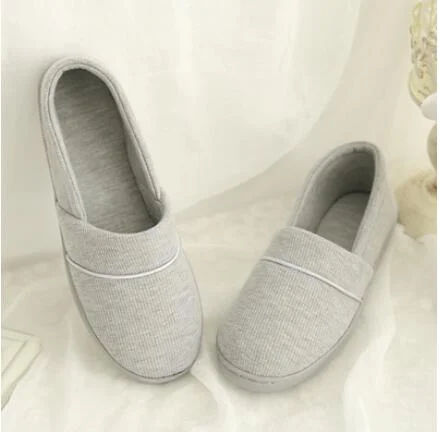 New 2022 Winter-Autumn At Home Thermal Cotton-Padded Slippers Women's Cotton Slippers Indoor Slippers With Soft Outsole Shoes