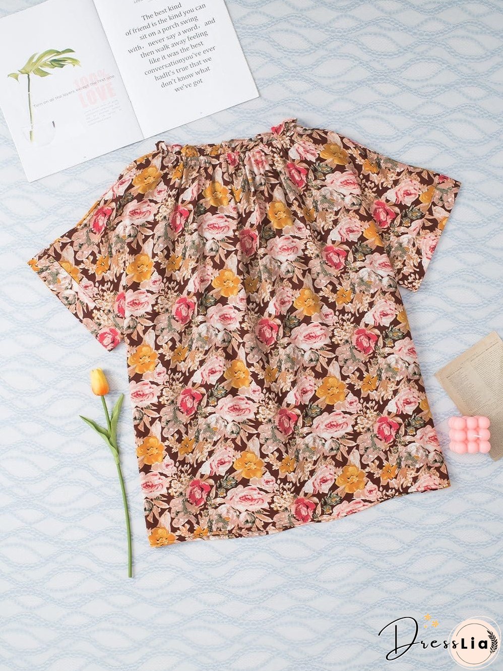 Short Sleeve Floral Blouse with Bubble Hem