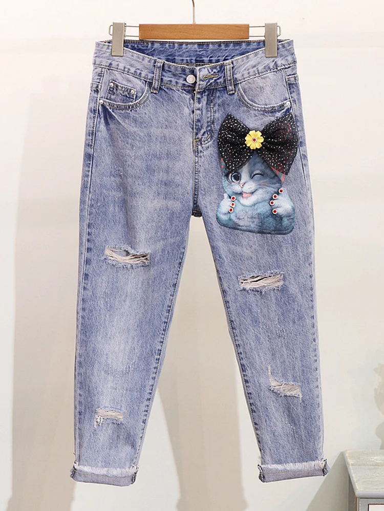 Casual Floral 3D Embroidery Ripped Raw Trim Denim Jeans