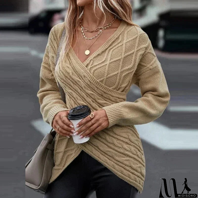 MidiSono - Modern and Versatile Sweater