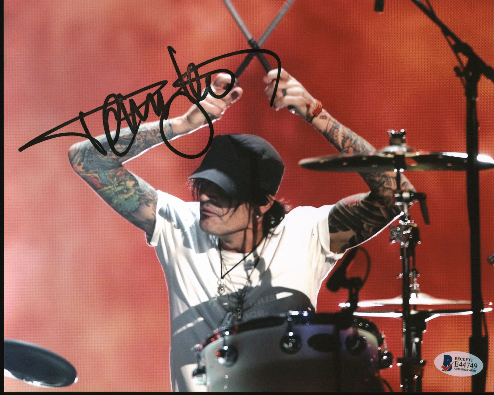 Tommy Lee Motley Crue Authentic Signed 8x10 Photo Poster painting Autographed BAS #E44749