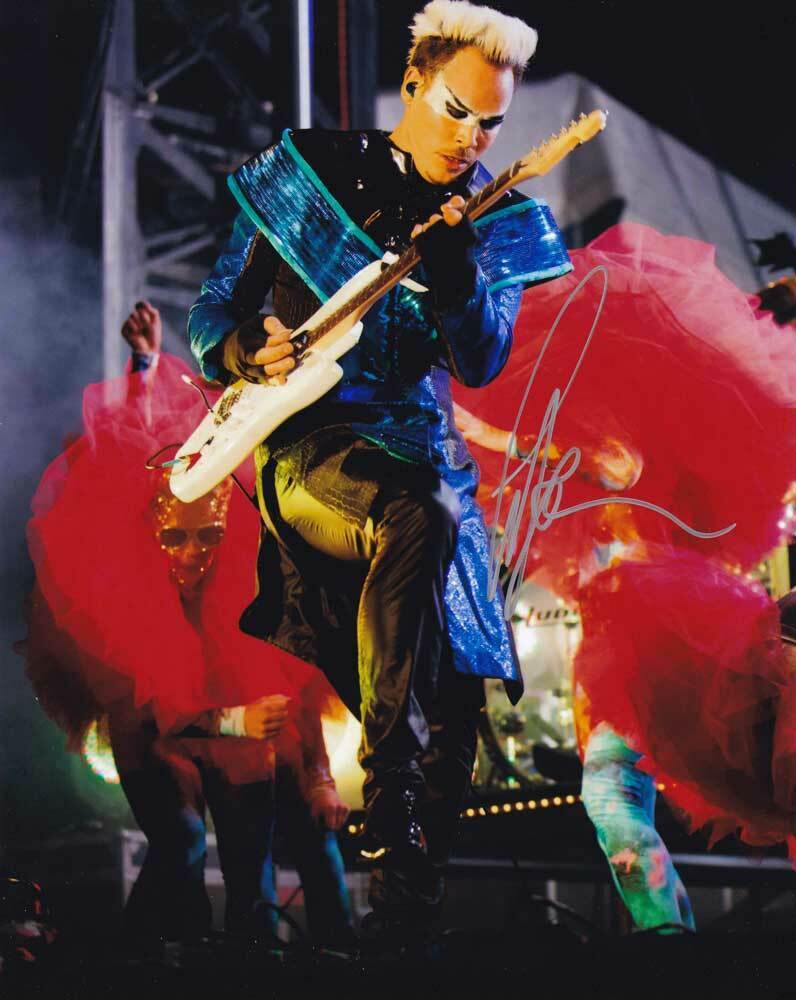 Luke Steele In-Person AUTHENTIC Autographed Photo Poster painting SHA #47657