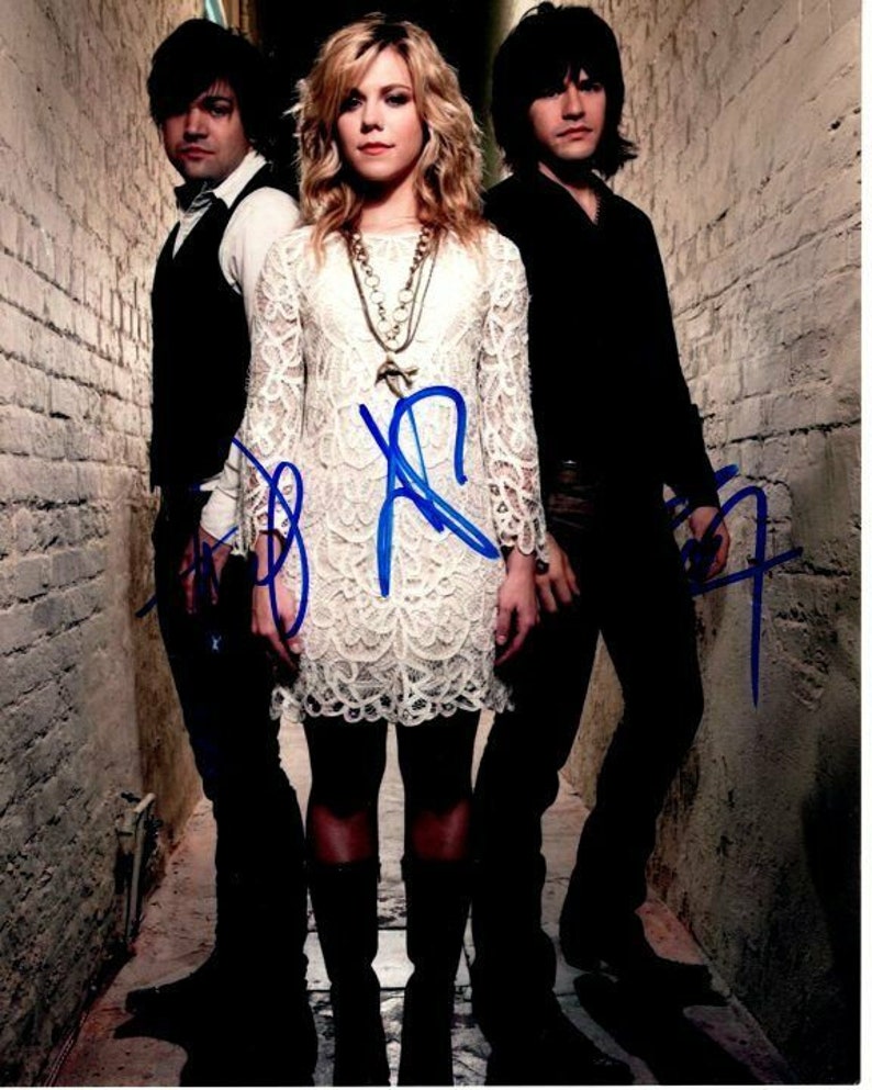 The band perry signed autographed 8x10 Photo Poster painting