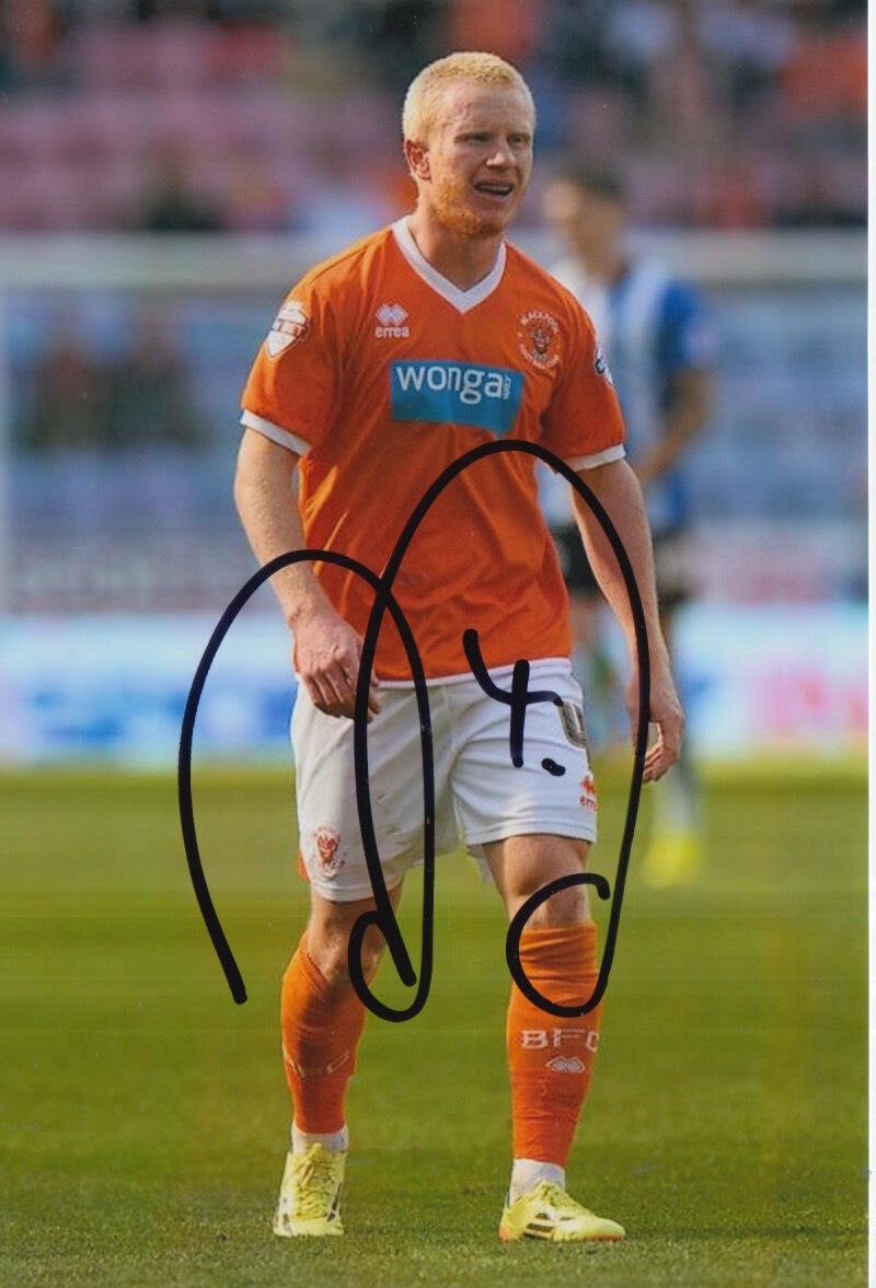 BLACKPOOL HAND SIGNED DAVID PERKINS 6X4 Photo Poster painting 1.