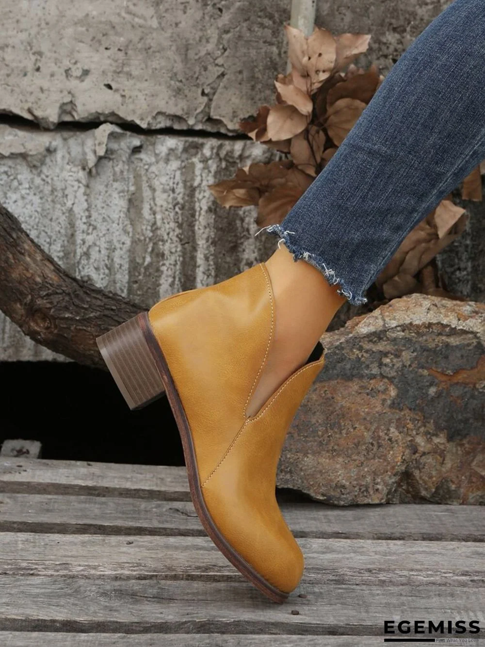 Retro Distressed Polished Color Zipper Thick Heel Pointed Ankle Boots | EGEMISS