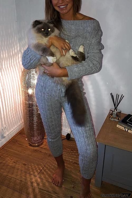 Knit Dew Shoulder Pants Set