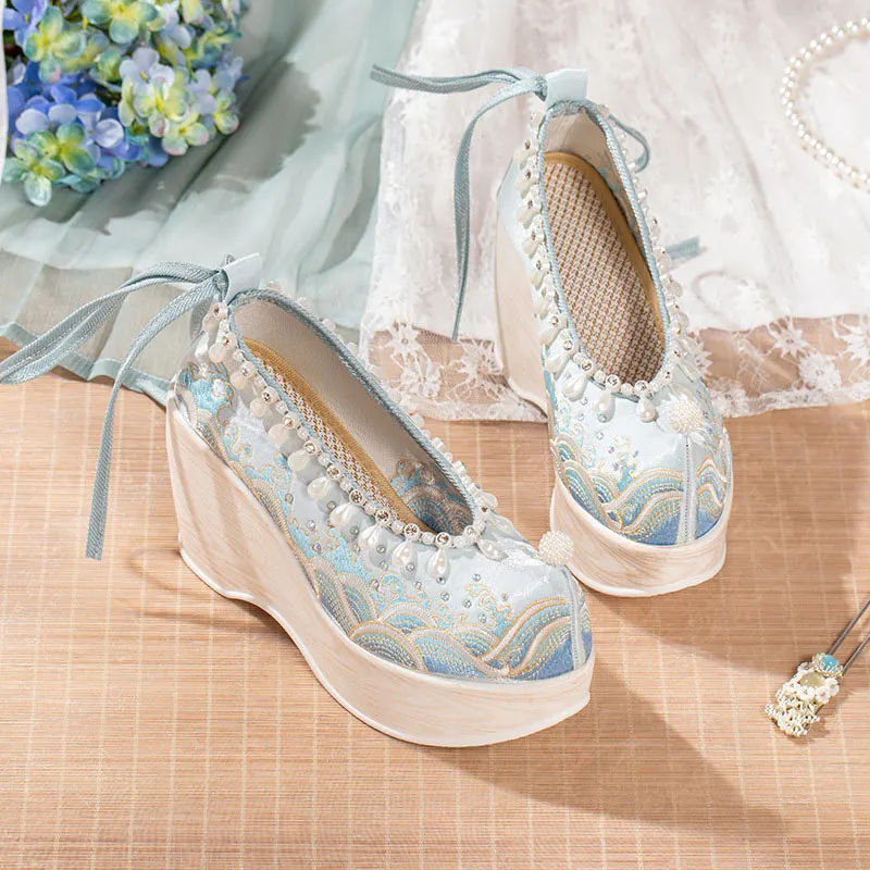 Vintage Embroidery Wave Print Pearl Platform High Heels Shoes