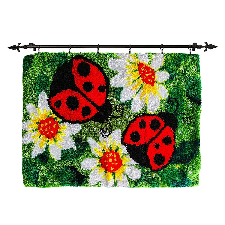 [Large Size] Ladybugs and Flowers - Latch Hook Rug Kit veirousa