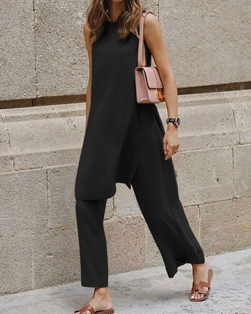 Summer Suits Essentials for Elderly Women: Combining Comfort and Sophistication