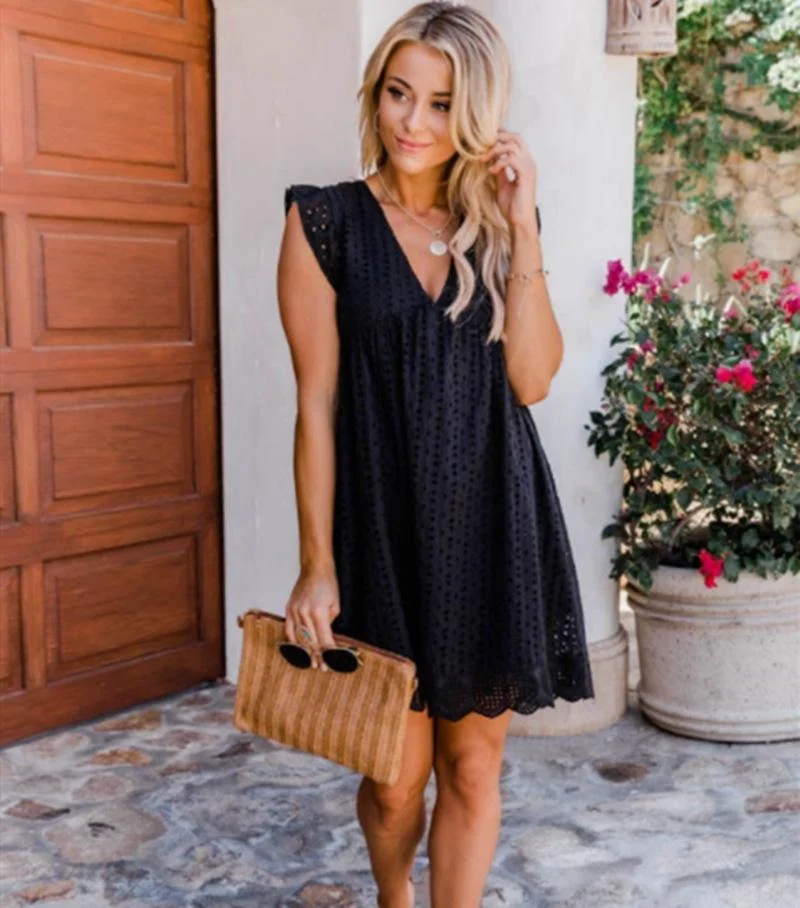 Beach Vacation Dresses: Essential Style Tips for Mature Women