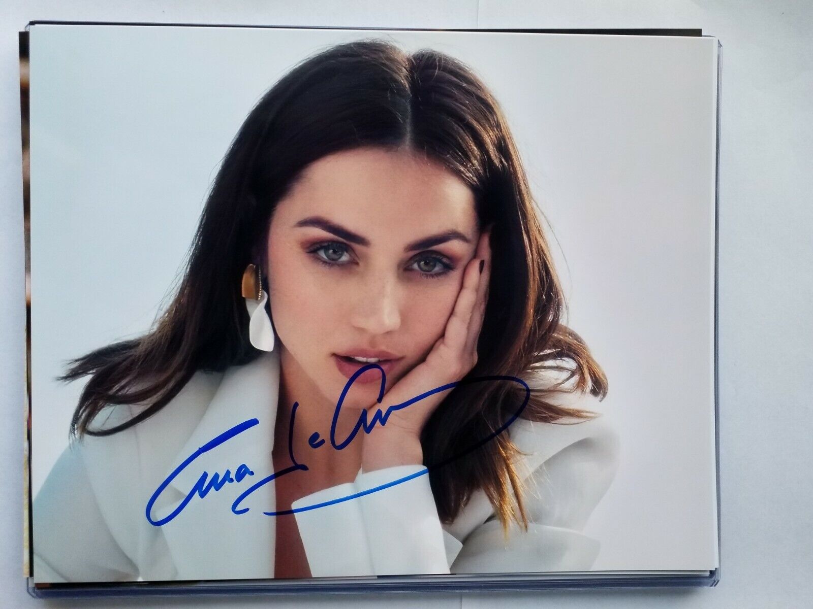 Autographed Ana De Armas Authentic Signed 8 x 10 Photo Poster painting Nice