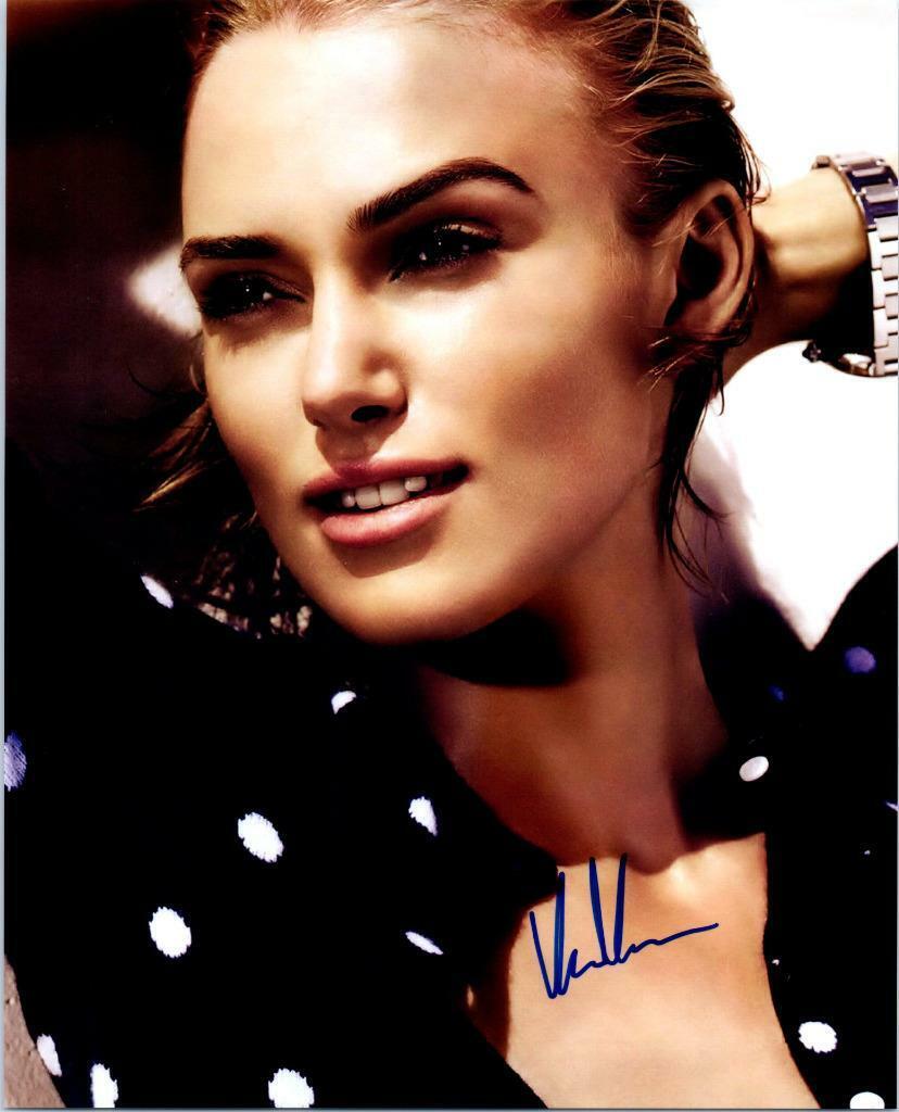 Keira Knightley signed 8x10 Photo Poster painting Picture autographed Pic includes COA