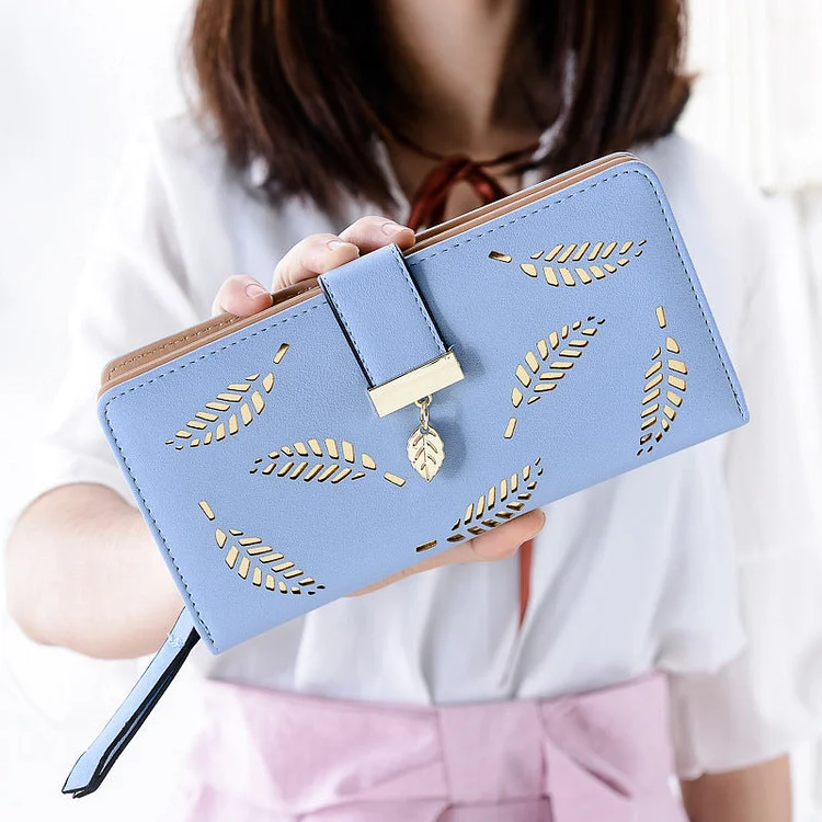 WOMEN'S WALLET WITH CUT-OUT DESIGN | 168DEAL