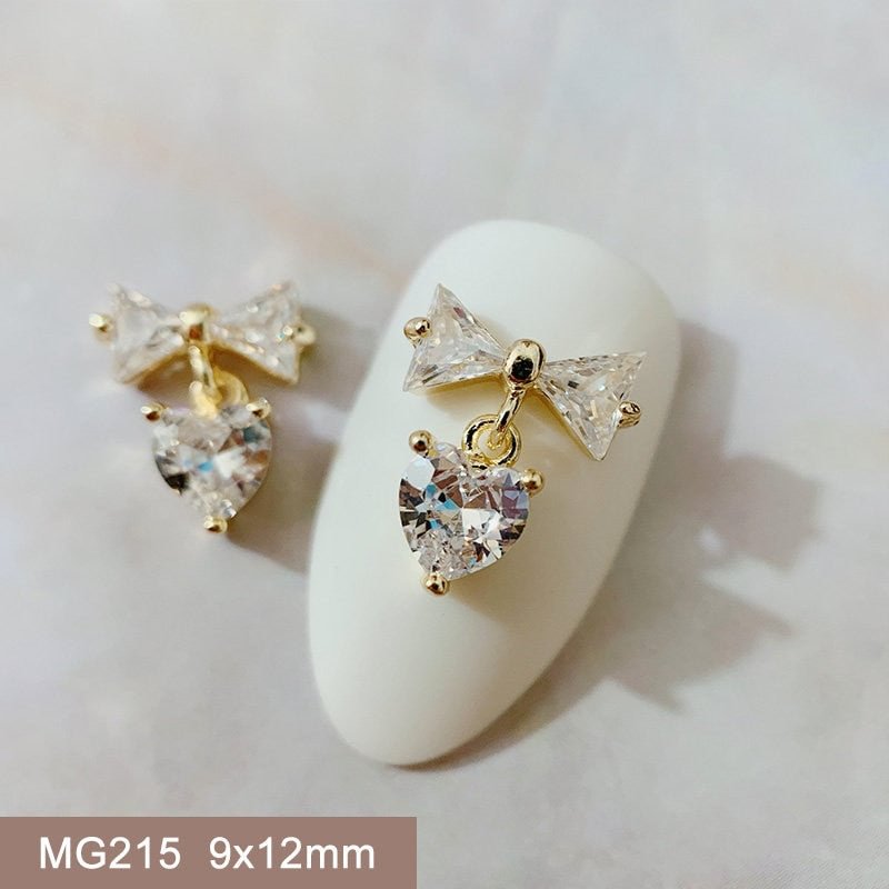 10pcs MG215 Valentine's Day Love Heart Zircon Nail Art Crystals Jewelry Rhinestone Nails Accessories Supplies Decorations Charms