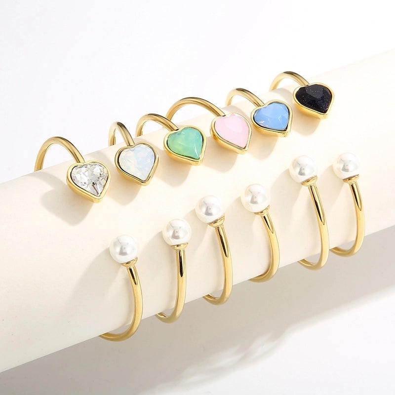 Modern Style Minimalist Heart Shape Stainless Steel Titanium Steel 18K Gold Plated Glass Stone Pearl Bangle In Bulk