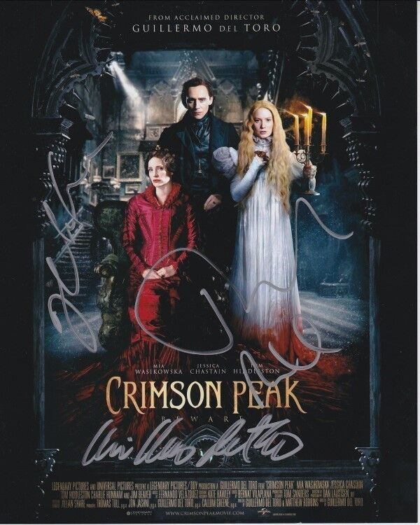 CRIMSON PEAK signed CAST 8x10 Photo Poster painting GUILLERMO DEL TORO TOM HIDDLESTON