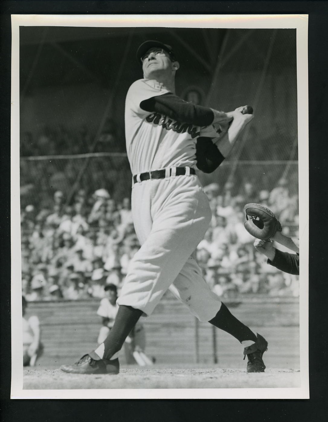 Dino Restelli 1952 Cleveland Plain Dealer Press Photo Poster painting Indians action batting