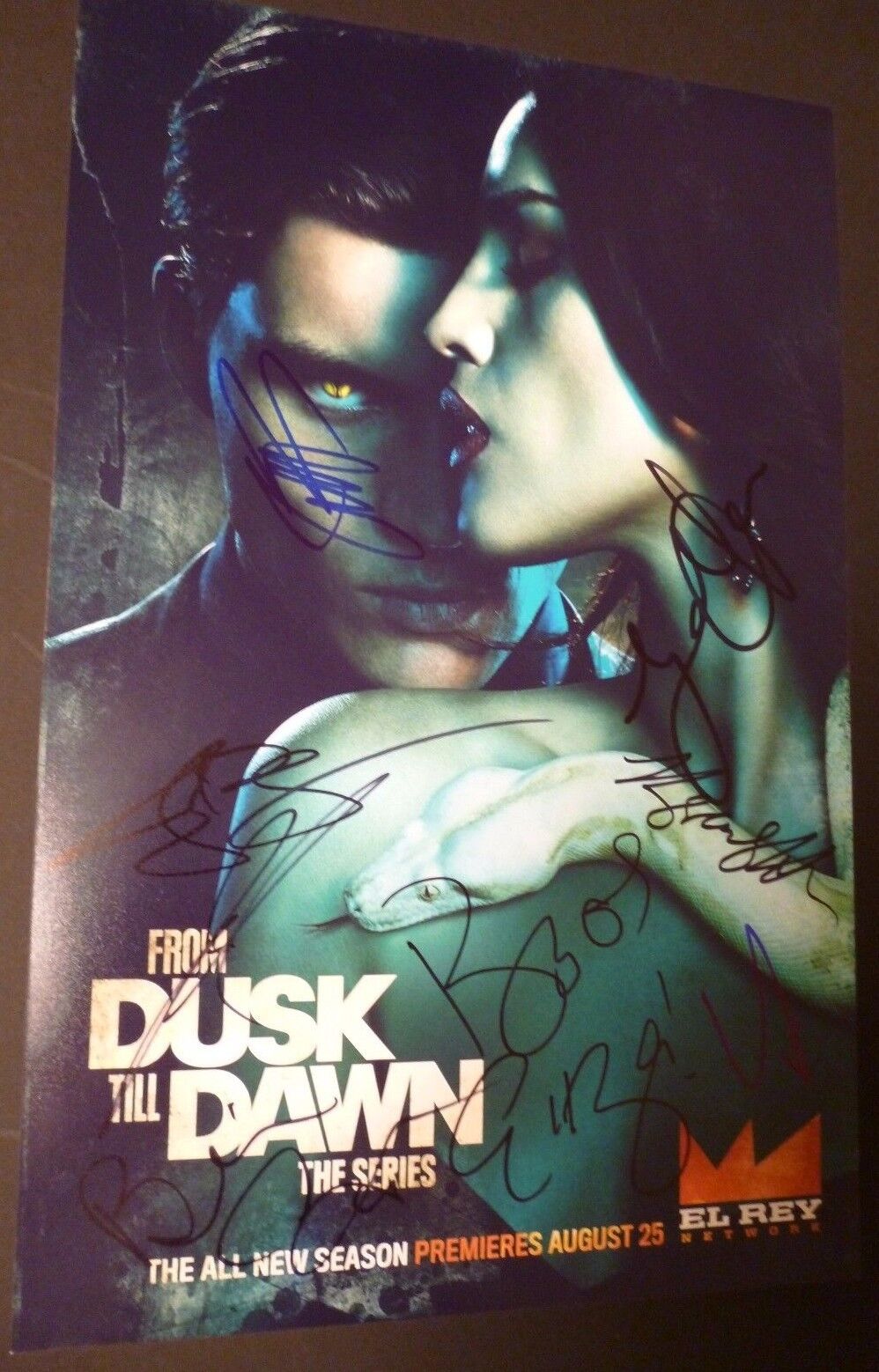 FROM DUSK TILL DAWN The Series Cast(x8) Authentic Hand-Signed 11x17 Photo Poster painting(PROOF)