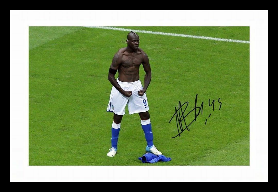 Mario Balotelli - Italy Autograph Signed & Framed Photo Poster painting