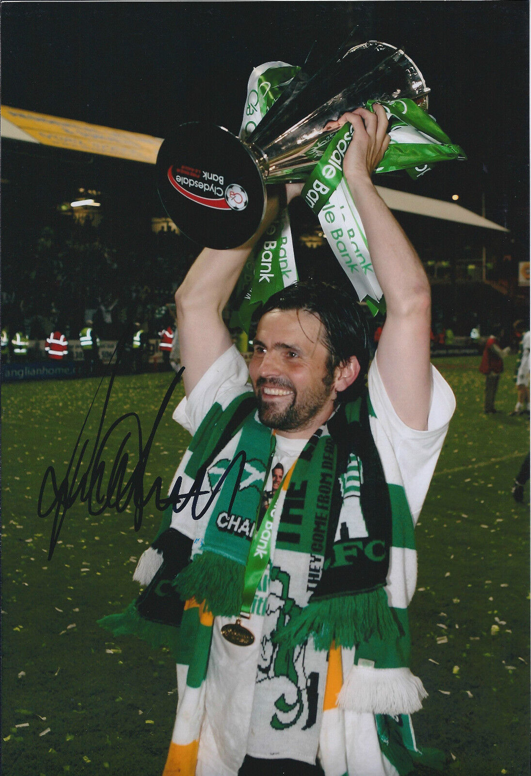 Paul HARTLEY Signed Photo Poster painting AFTAL COA Autograph GLASGOW Celtic League CHAMPIONS