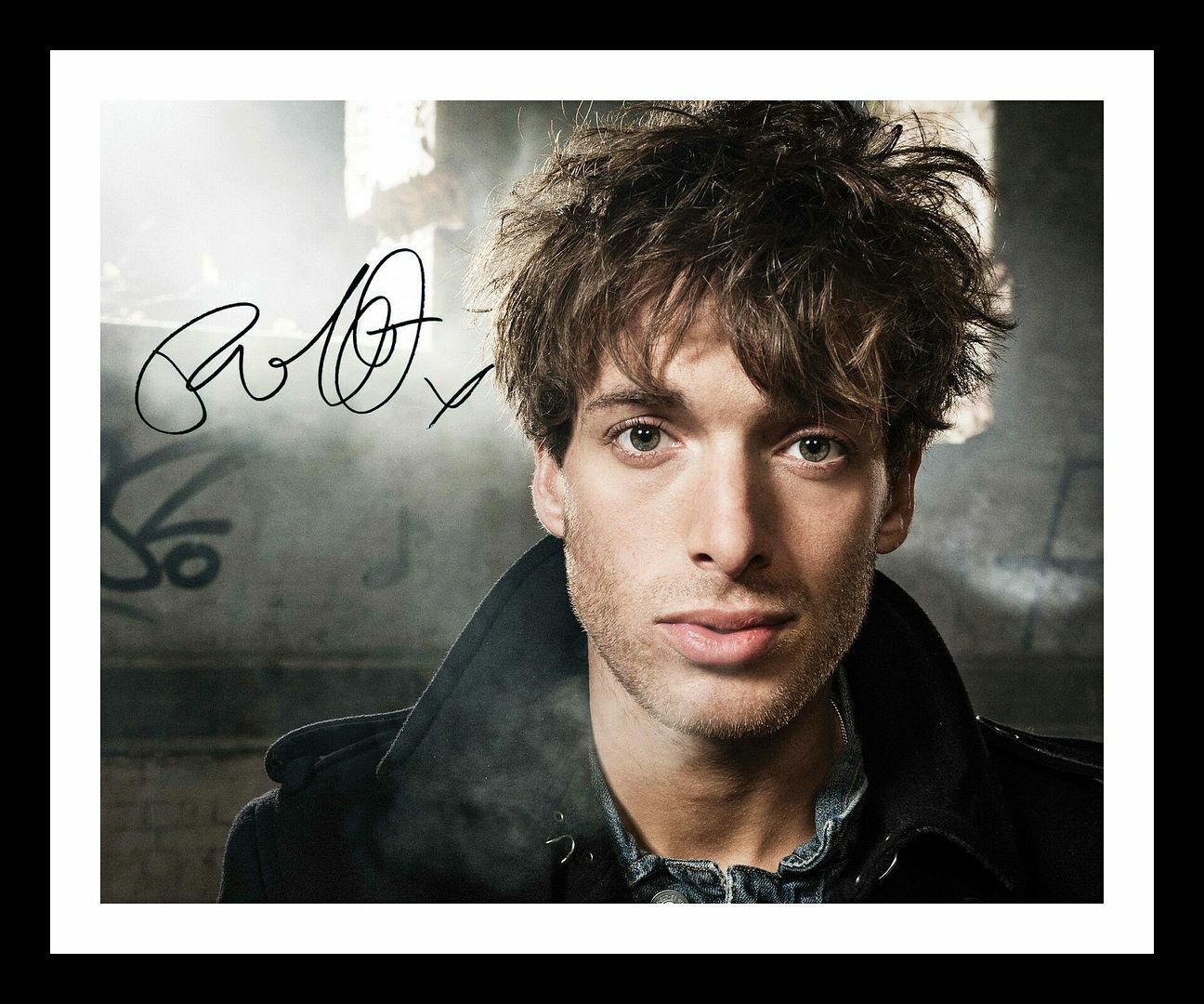 Paolo Nutini Autograph Signed & Framed Photo Poster painting 3