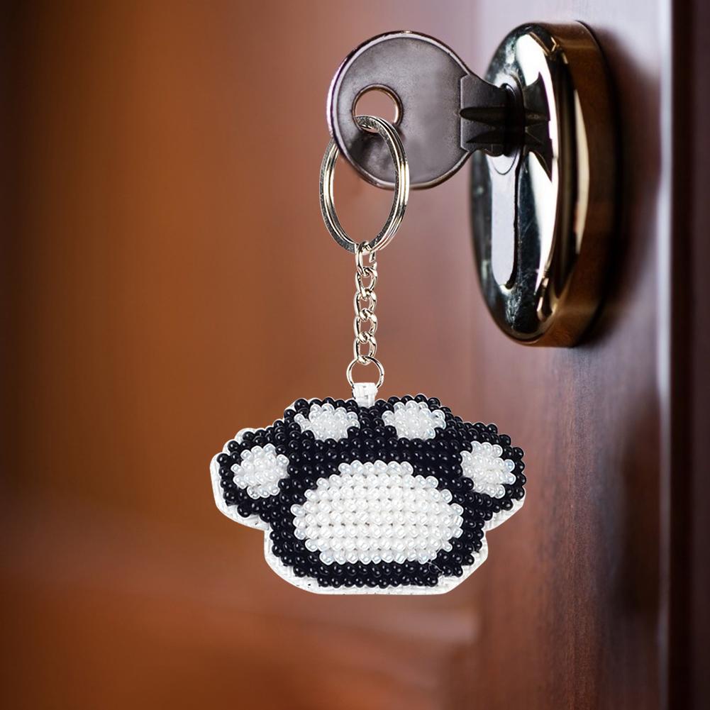 

Bear paw - Stamped Bead Embroidery, 501 Original