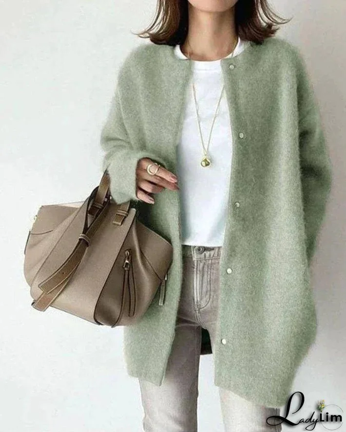 Elegant and Casual Cardigan
