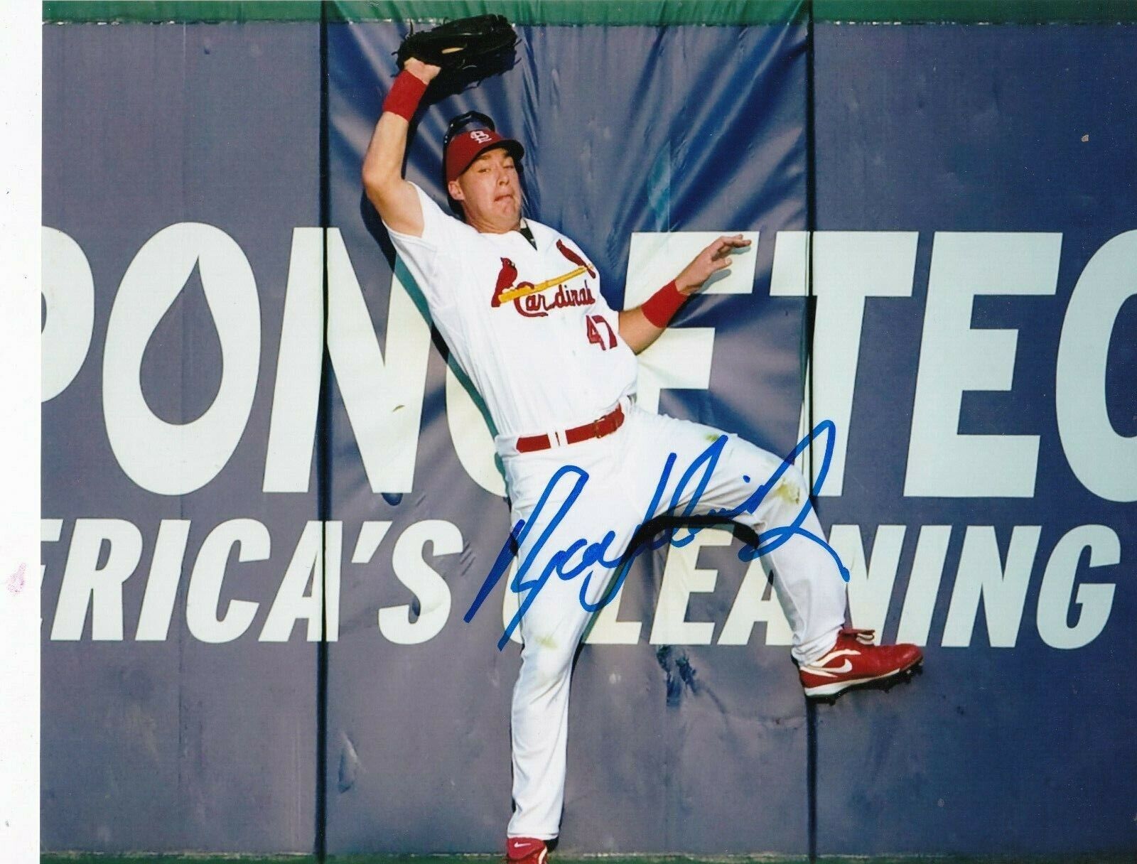 RYAN LUDWICK ST. LOUIS CARDINALS ACTION SIGNED 8x10