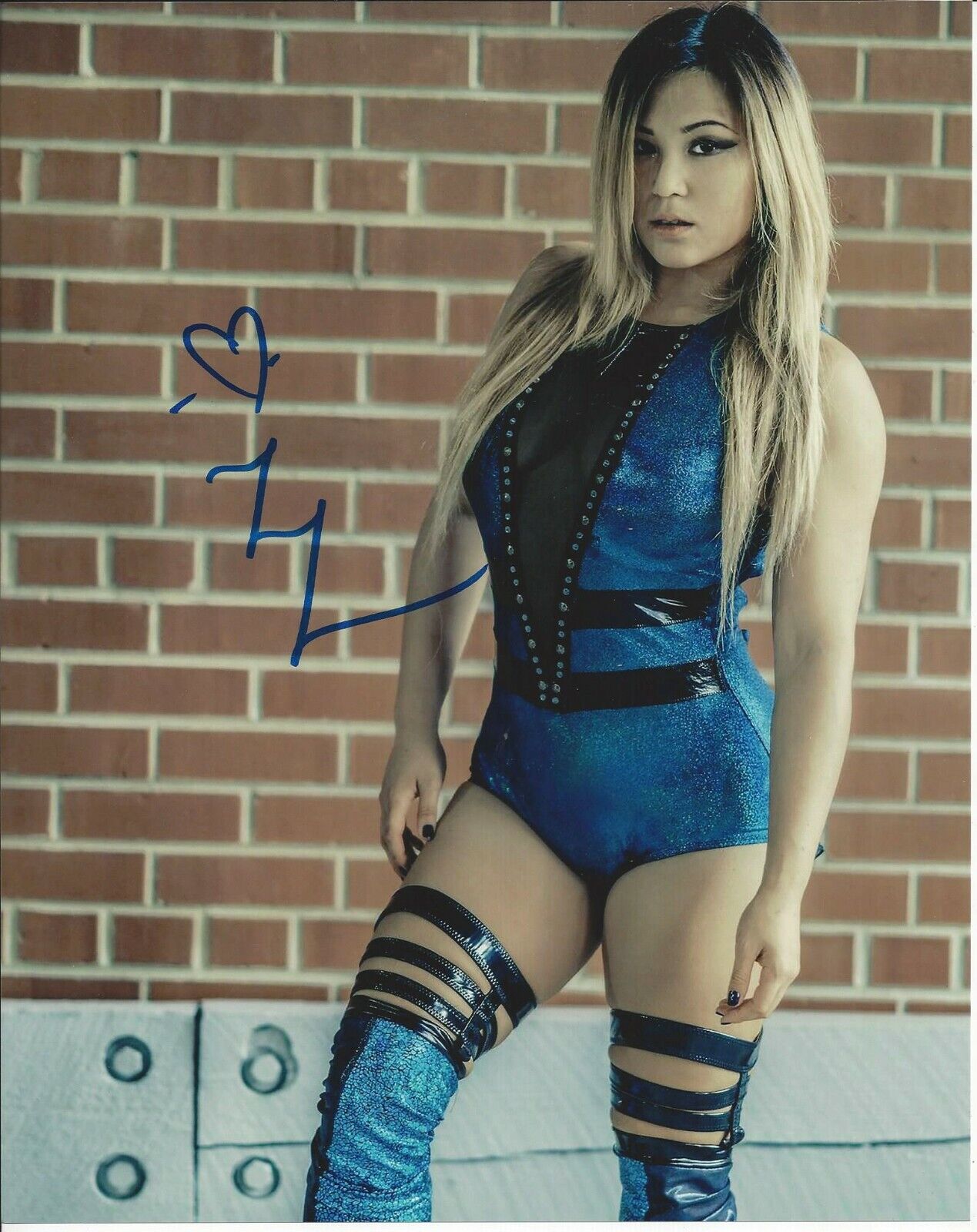 Zeda Zhang Autographed 8x10 NXT Sexy Hot AEW WWE#7