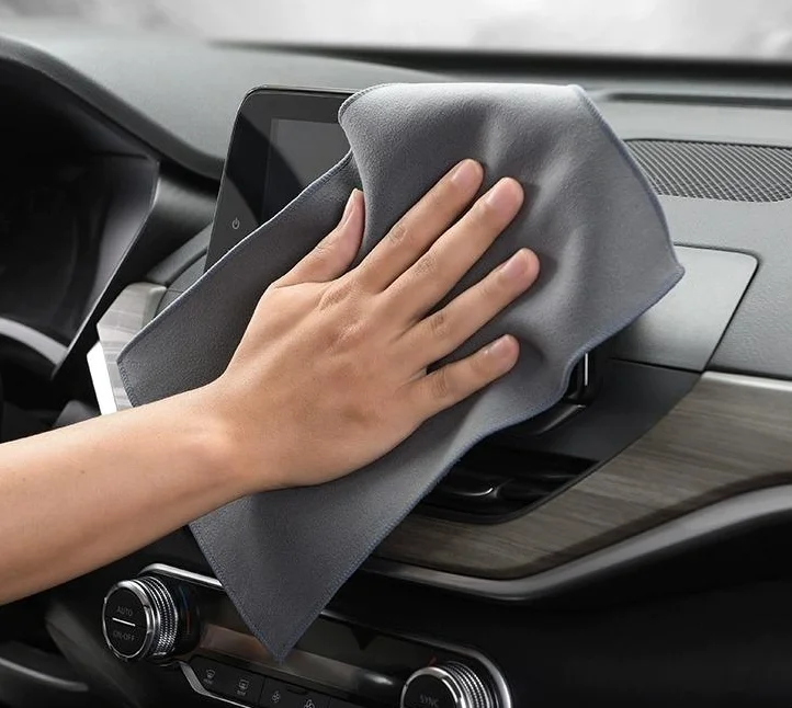 Car deerskin absorbent car wipes
